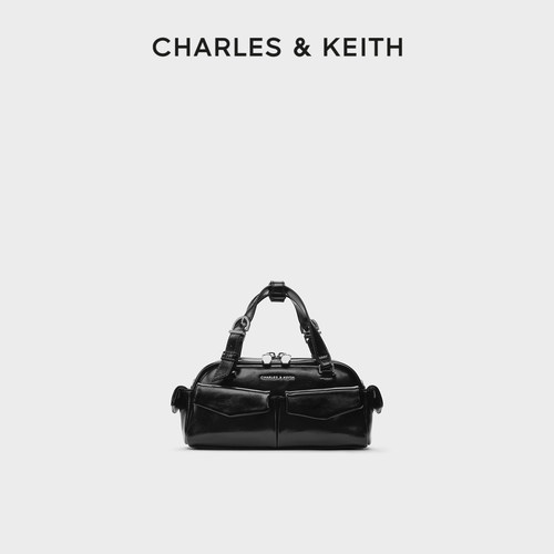 时尚多口袋机车包CHARLES&KEITH