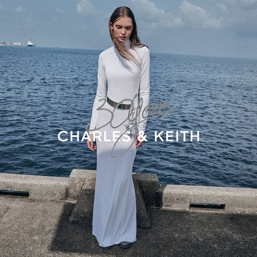 CHARLES＆KEITH时尚毛绒小熊包挂