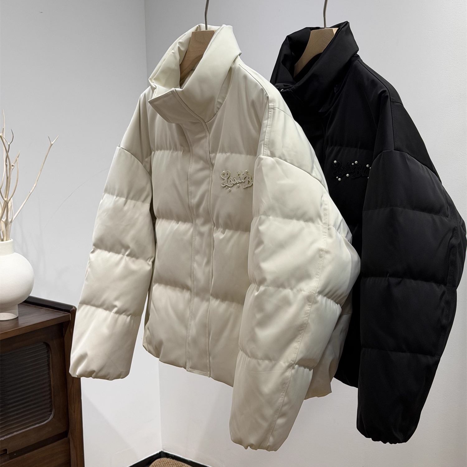 冬新款90白鸭绒加厚立领面包服宽松休闲保暖款珍珠装饰羽绒外套男