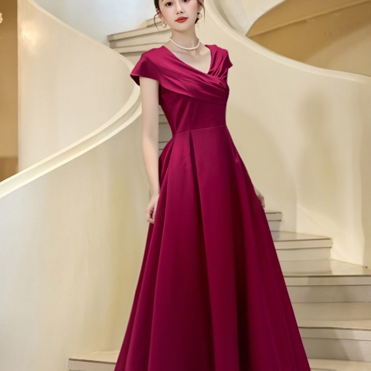 法式轻奢宴会气质连衣裙领证结婚