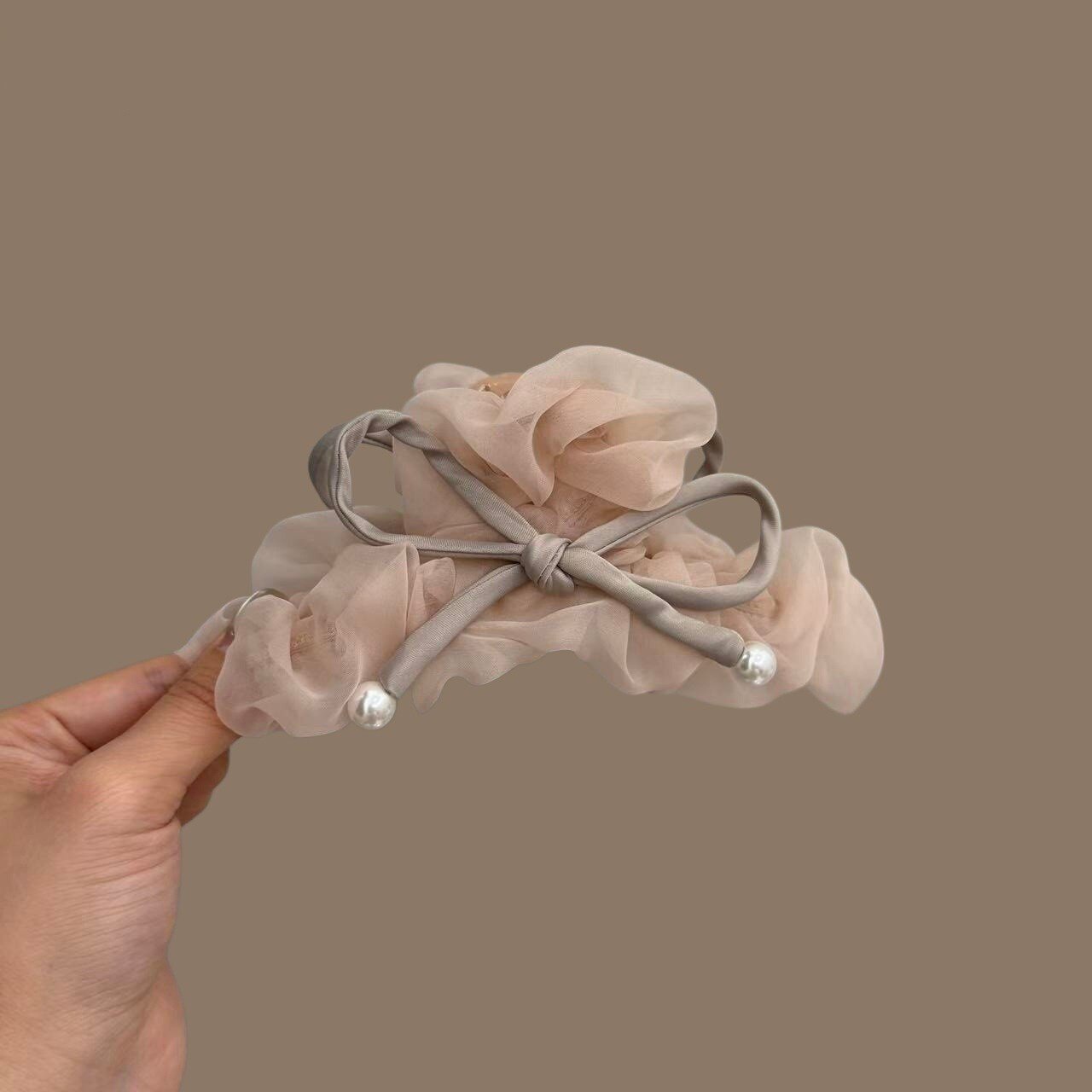 韩系2026新款褶皱泡泡纱抓夹大号盘发鲨鱼夹网红蝴蝶结轻奢发爪子