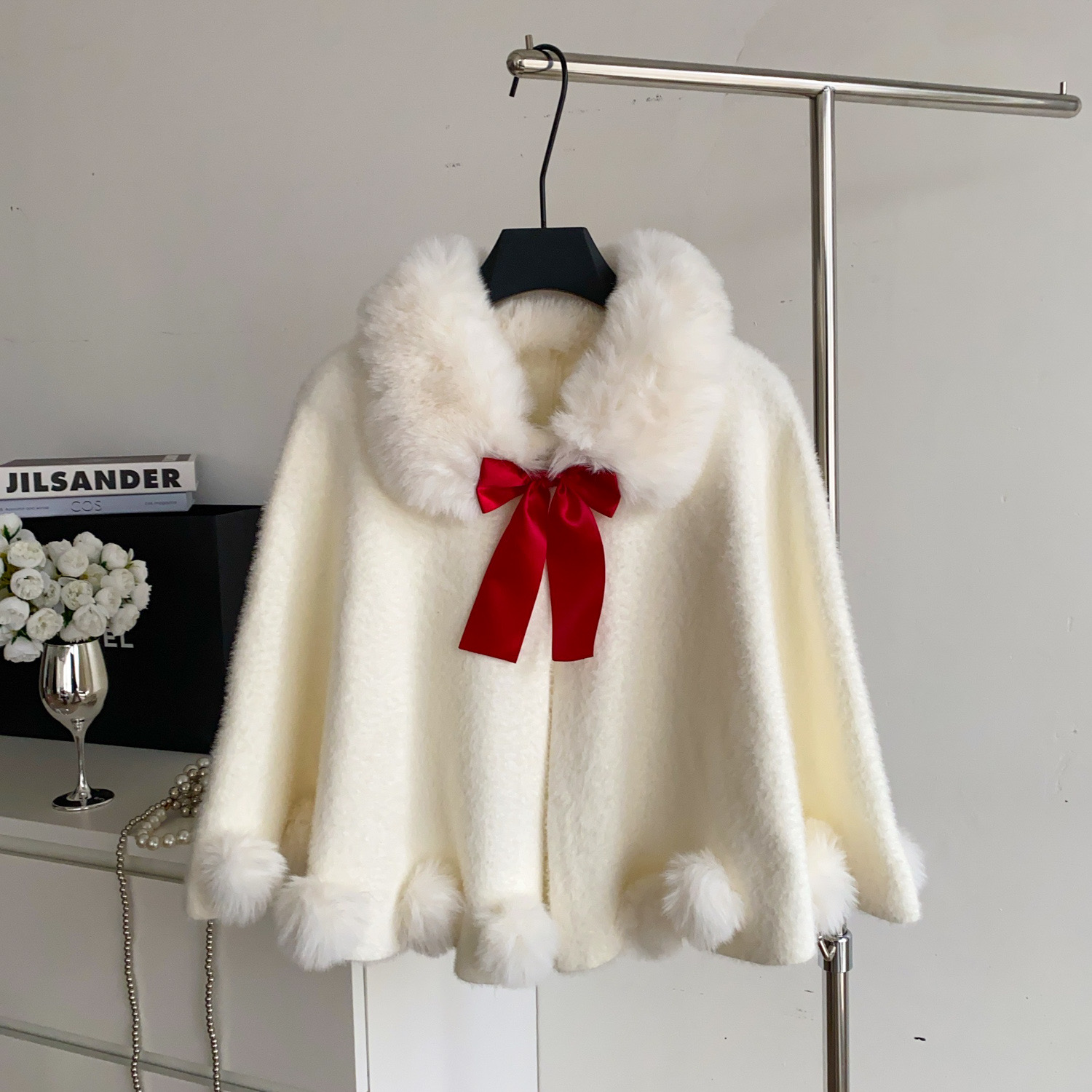 圣诞款白色毛领新娘婚纱斗篷披肩