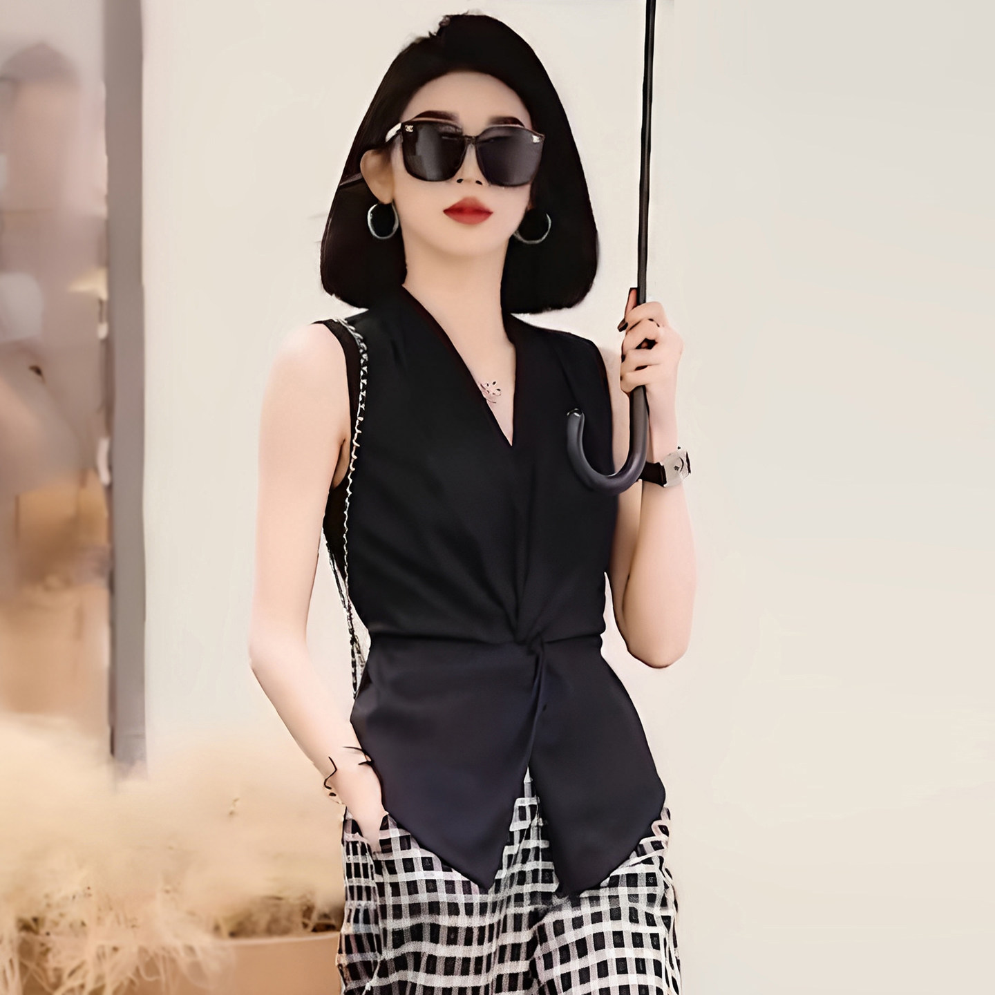 轻熟风修身纯色扭结前开叉裹胸马甲背心女士无袖V领衬衫小衫上衣