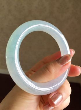 A货老坑木那冰透圆条翡翠手镯