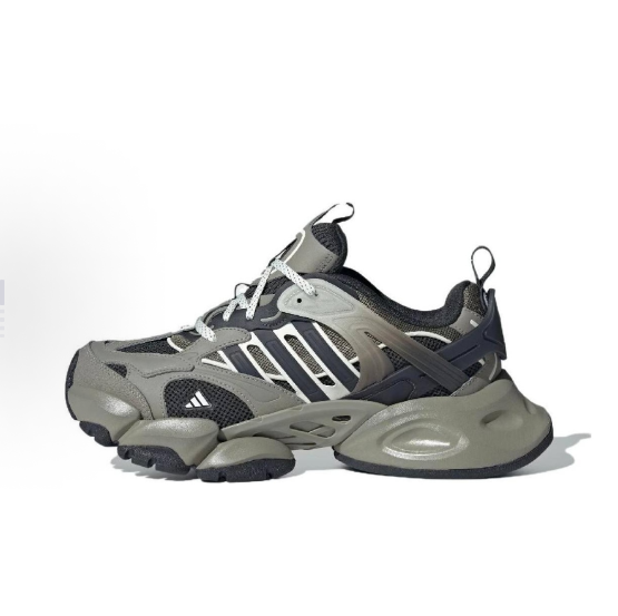 adidas轻便舒适织物皮革耐磨低帮休闲城市通勤跑步鞋 女 JR8078