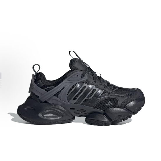 adidas时尚舒爽耐磨低帮休闲城市通勤跑步鞋男女同款黑JR3086