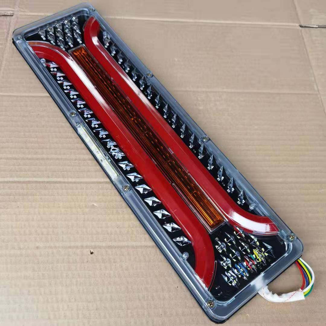 货车斯太尔超亮后尾灯