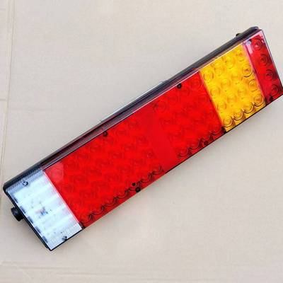 乘龙H7H5霸龙M5LED货车后尾灯