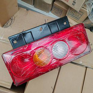 江铃凯运后尾灯凯锐货车新顺达后尾灯总成刹车灯后转向灯倒车灯