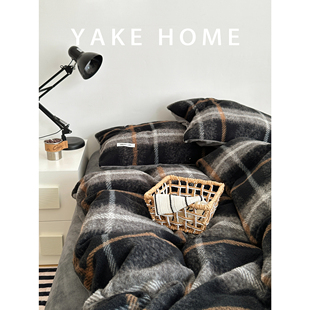 YAKEHOME【春川暖雾】北欧简约秋冬季加厚格子仿羊绒四件套牛奶绒