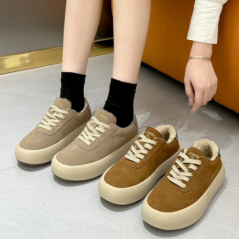 磨砂厚底板鞋女真皮星星休闲鞋