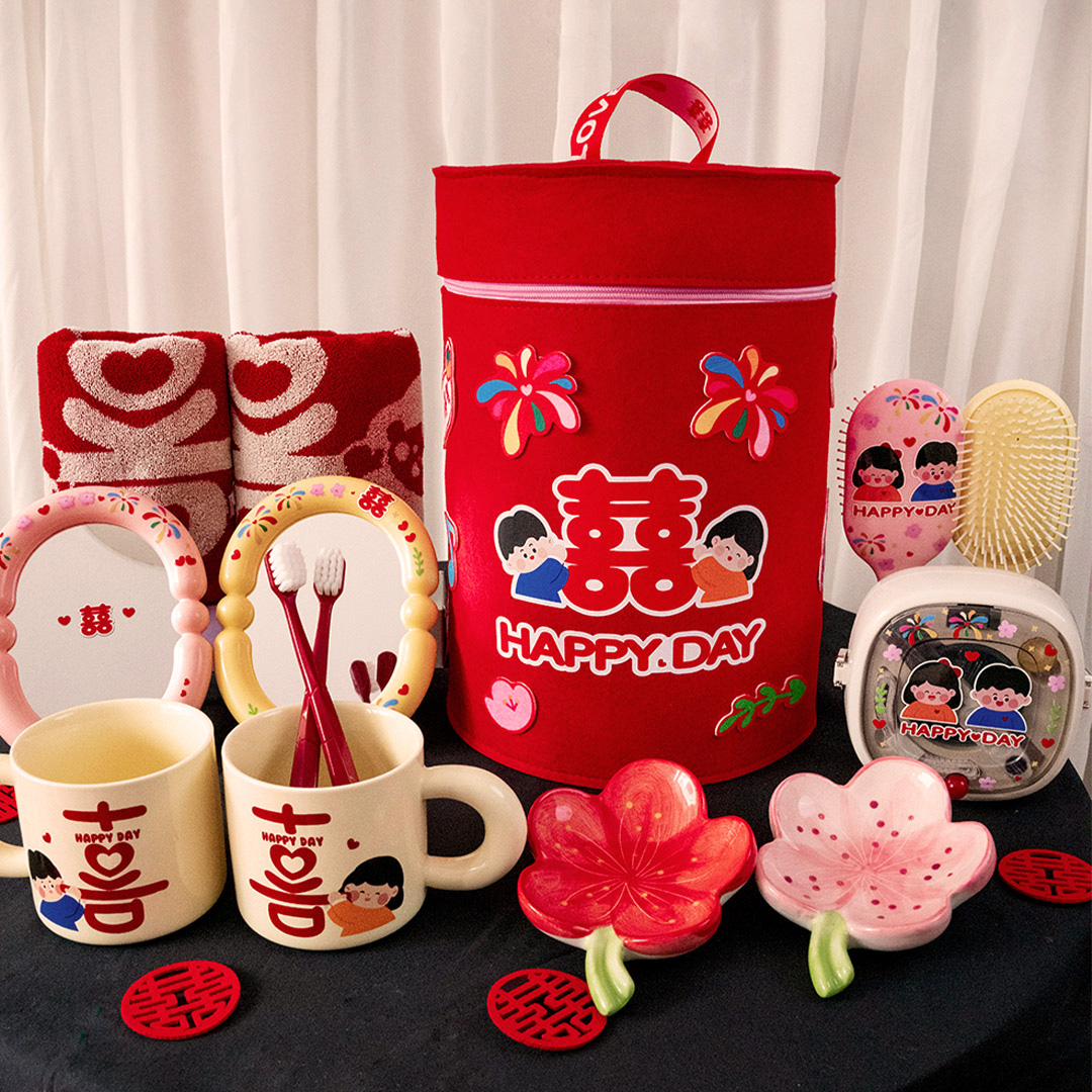 无独有偶送女方陪嫁套装