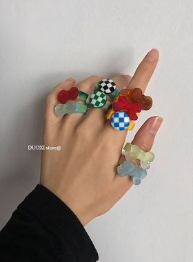 多喜商店【法式维希格】棋盘格磨砂蝴蝶结指环气质款百搭琥珀戒指