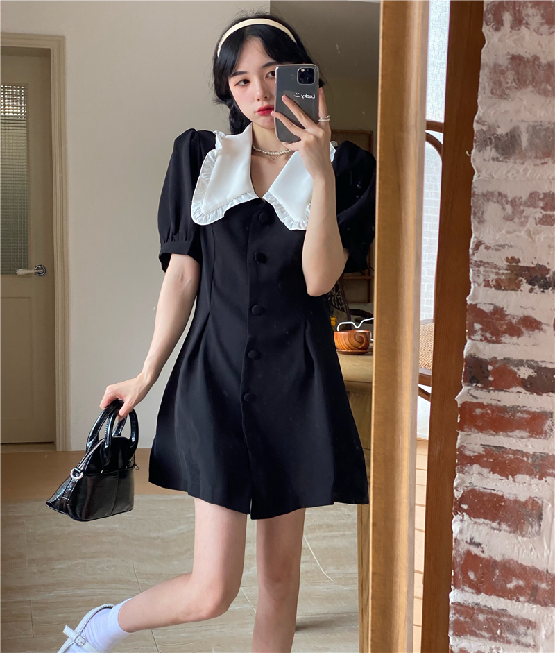 Real auction real price retro Lapel short sleeve dress baby collar slim Hepburn small black dress