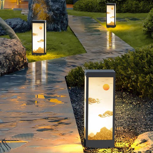 日照金山太阳能户外防水草坪灯