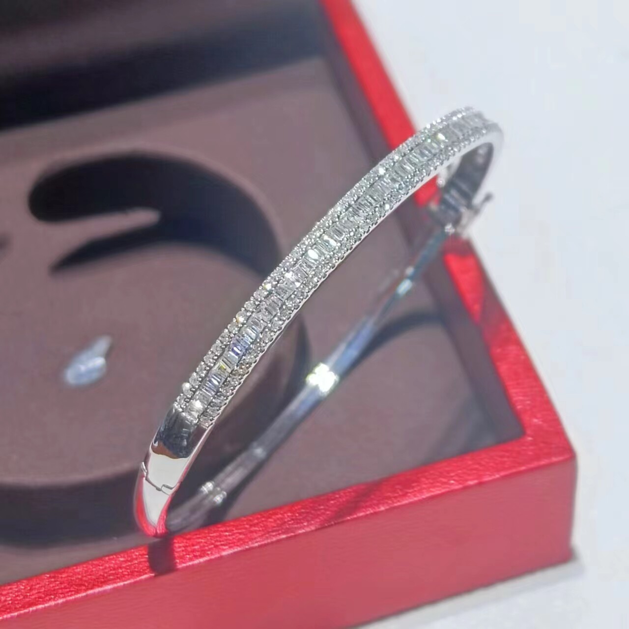 18k金网红T方百搭钻石手镯1.2克拉简约满钻满镶大气高定款钻石手