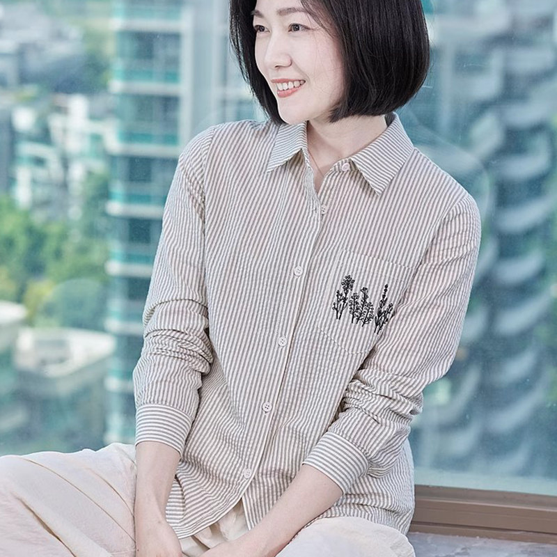 品牌全棉杏色条纹衬衫新款女轻奢高级感洋气宽松长袖上衣春秋外穿