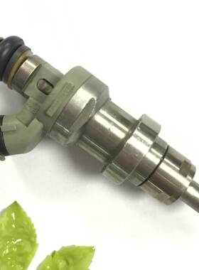 广州盛本 喷油嘴23250-74210 23209-74210 FUEL INJECTOR