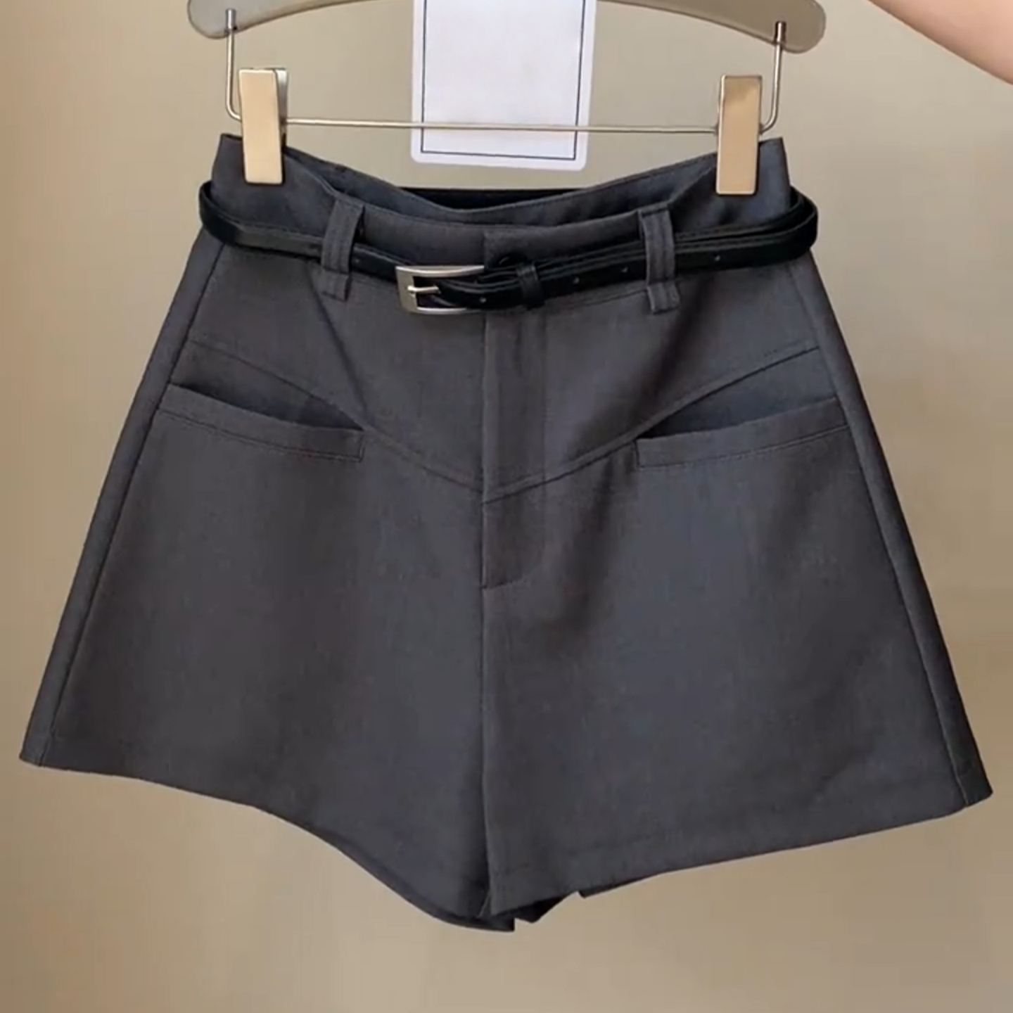 胖mm秋季西装短裤高腰灰色小个子阔腿靴裤a字休闲显瘦口袋短裤女