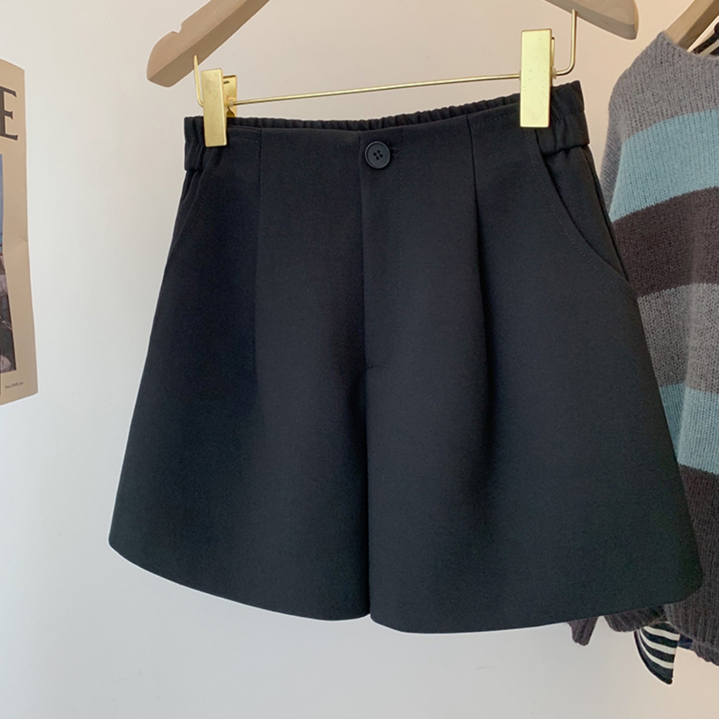 黑色毛呢短裤女外穿2025秋冬新款大码胖mm阔腿裤高腰显瘦A字靴裤