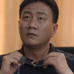 防蓝光高清 老花镜女折叠便携式 胡军同款 眼镜超越陈敬业磁铁挂脖式