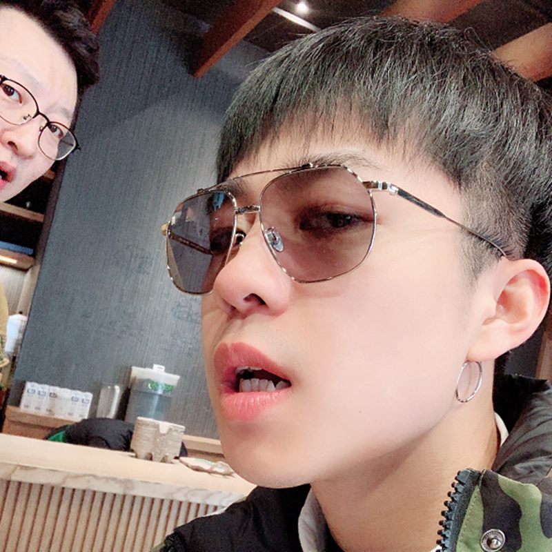 德云社张九龄同款墨镜男女大框耳环太阳镜王九龙眼镜ins抖音网红