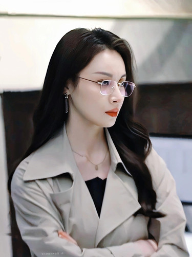 城中之城周琳隆妮同款纯欲金丝眼镜女款可配防蓝光近视度数斯文男