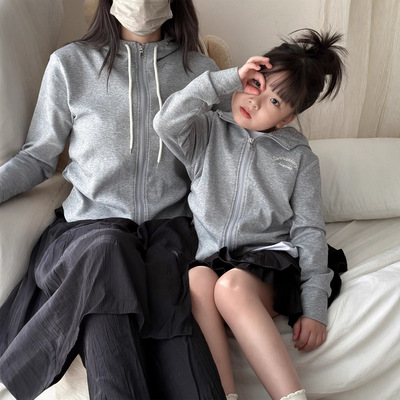 2025男童女童韩国亲子纯色连帽拉链外套印花亲子一家四口卫衣儿童