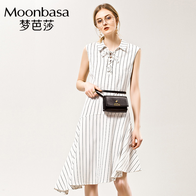 Moonbasa/梦芭莎绑带不规则鱼尾摆遮臂小盖袖连衣裙