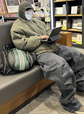 折扣 FAR ARCHIVE 廓形结构拉链重磅绒布厚鼬鼠皮夹克棉服bomber