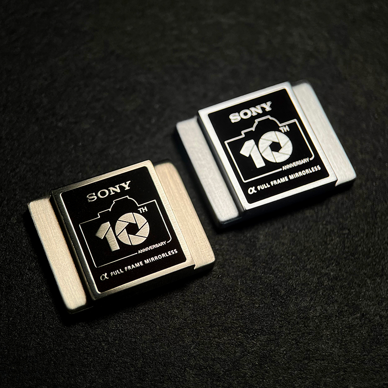 索尼α微单相机热靴盖金属黄铜ALPHA10周年适用于SONY A7M2 3 4