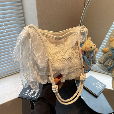 艾米兔女包2026新款休闲甜美风韩系时尚洋气质感百搭单肩水桶包