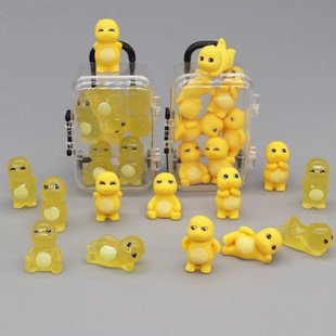 卡通迷你发光小奶龙桌面摆件高级感创意立体公仔中控儿童玩具礼物