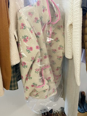 少女感十足！超好穿韩代款甜美少女感碎花羊羔毛内里夹棉保暖外套