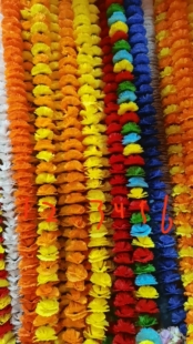 佛殿寺庙装饰供佛仿真礼佛花串背景墙壁泰国假花供奉用品拍照演出