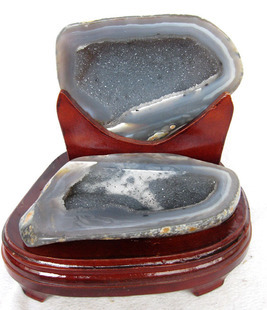 纯天然玛瑙摆件水晶聚宝盆2.9公斤钱袋子水晶洞原石现货