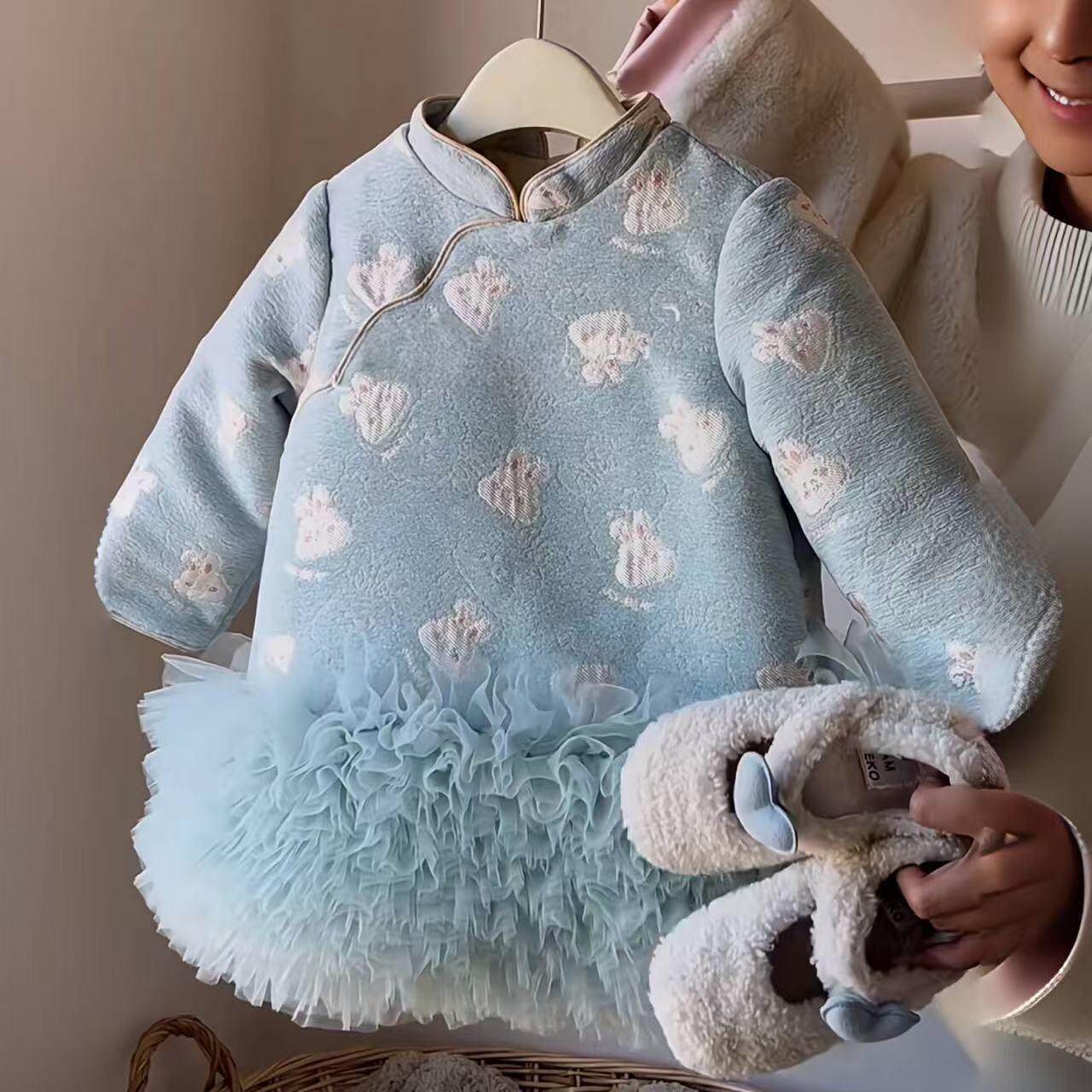 女童连衣裙秋冬2024新款洋气国风甜美拼接网纱新中式旗袍裙新年衣,童装/婴儿装/亲子装,旗袍,淘宝优惠券,粉丝福利购,淘宝优惠卷