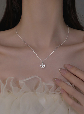 灵动环形项链女跳动的心高级感颈链简约小众超闪锆石吊坠锁骨