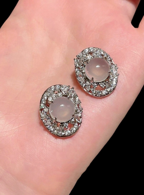 黄卿然推荐四 白月光妃子笑蛋形花朵耳环 高定珠宝白玉髓花朵手镯