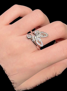 秘境璀璨蝴蝶宝石戒指在逃公主镀18K金蝴蝶飞舞方糖戒指时尚百搭