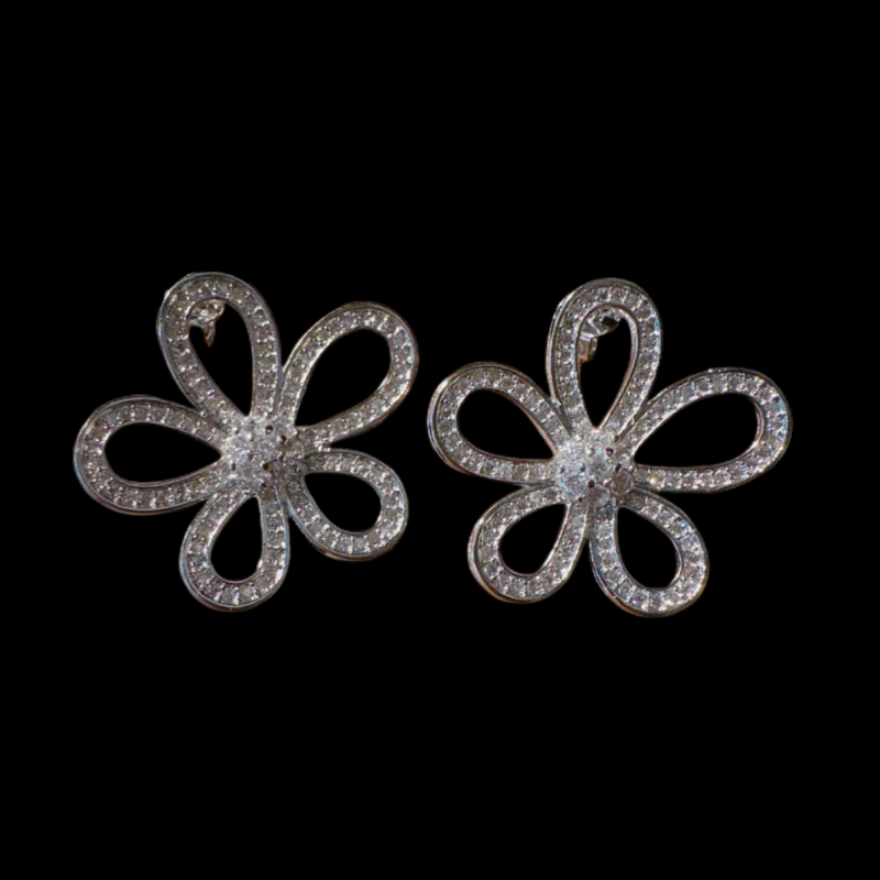 雷克雅末克花朵宝石项链 富丽堂皇 镀18K金 小花花大克拉锆石耳环