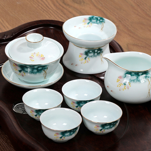 中式国风高档陶瓷盖碗釉中下彩手绘描金梅莲荷鱼青花工夫茶三才碗