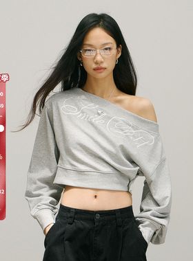 SMILE DDD签名印花斜肩卫衣女显瘦紧身腰纽扣设计美式街头休闲衫