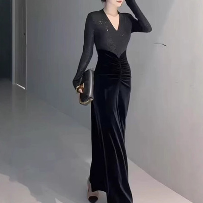 今年流行特惠241212大爱美依缘2025新款时尚设计感V领长袖修身显