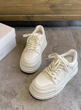 松糕厚底小白鞋女秋季2025新款爆款百搭真皮轻便透气增高休闲板鞋