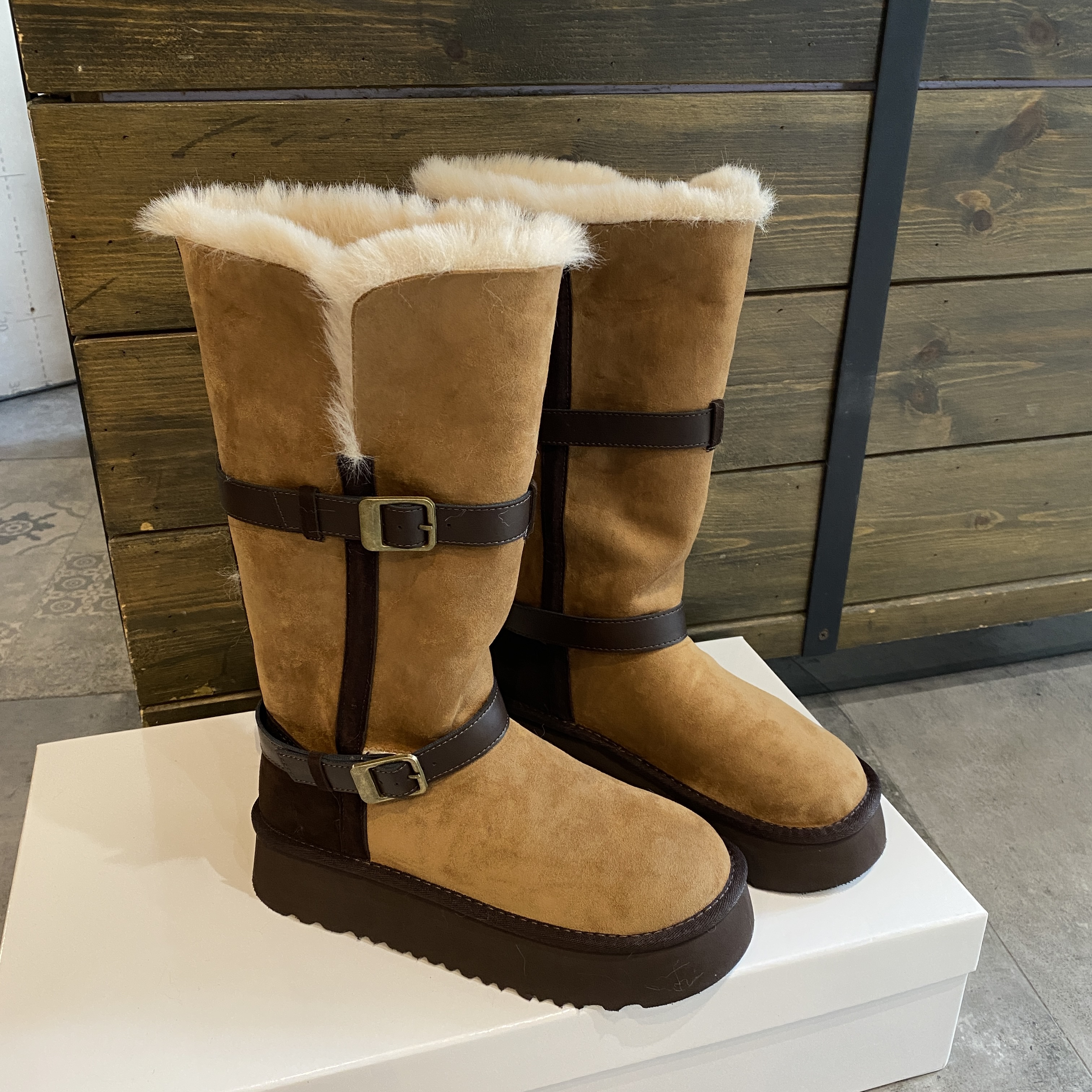 高筒雪地靴女冬季加绒加厚长筒靴子