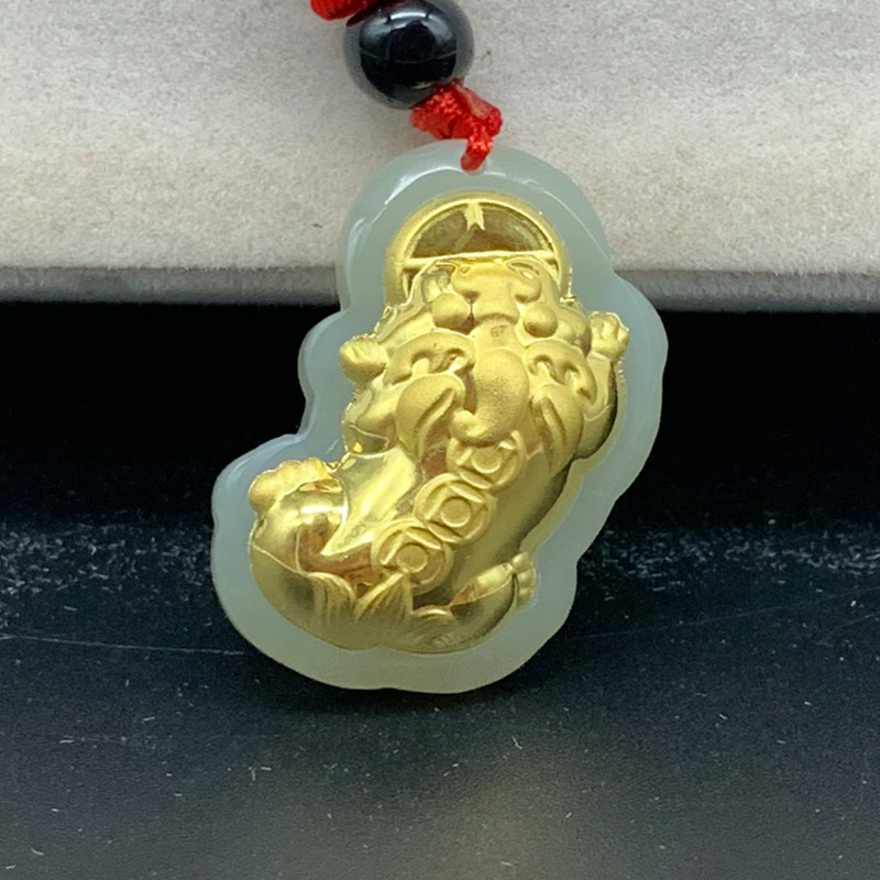 金镶玉貔貅吊坠足金和田玉挂件黄金貔貅项坠女男项链招财转运礼物
