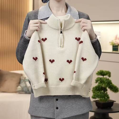 女童半拉链爱心拜年服