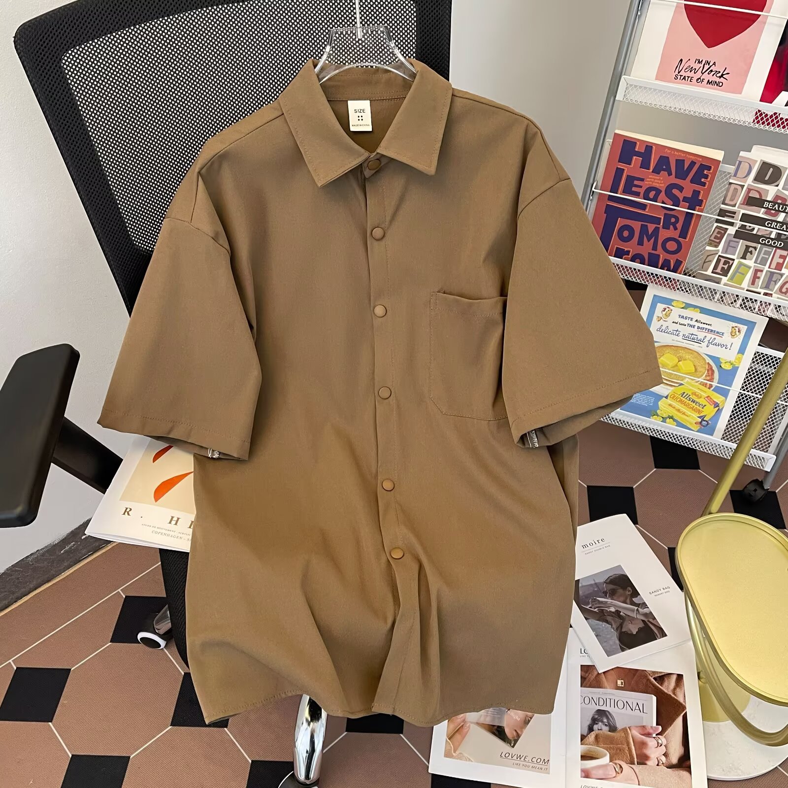 纯色高级感短袖衬衫男夏季日系简约潮流宽松休闲百搭男生上衣服男