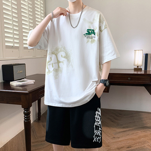 2026大童男孩夏季 初高中学生宽松百搭休闲短袖 T恤短裤 两件套 套装